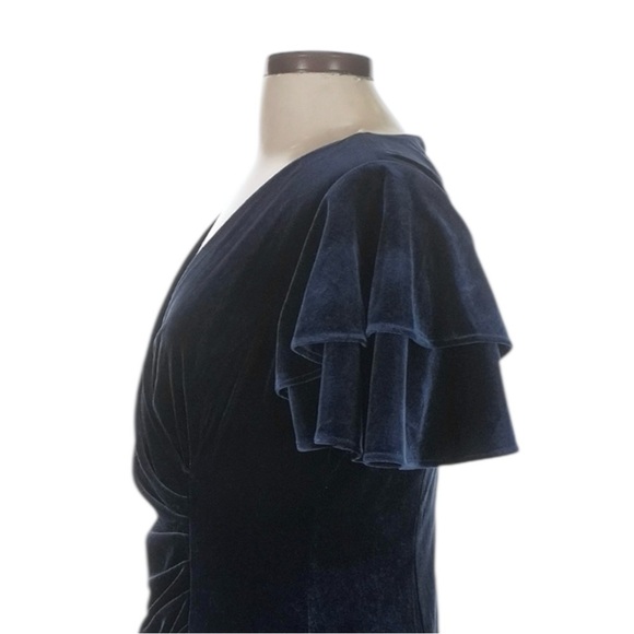 DKNY Velvet Sheath Dress NWT 10 Navy Tiered Flutter Sleeve Ruched Holiday Party - Picture 4 of 10